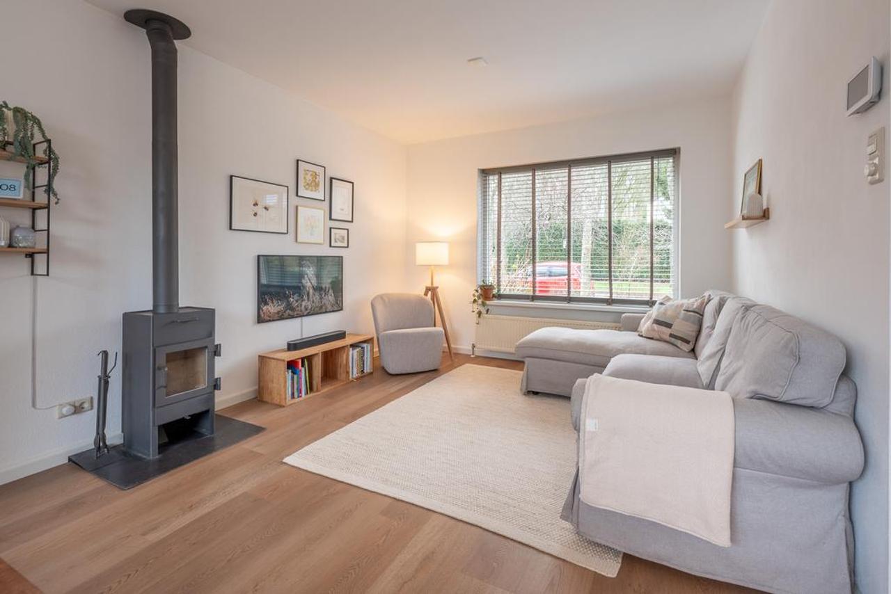 4-Bedroom Mid-Terrace House with Garden in Baarn - Image 3