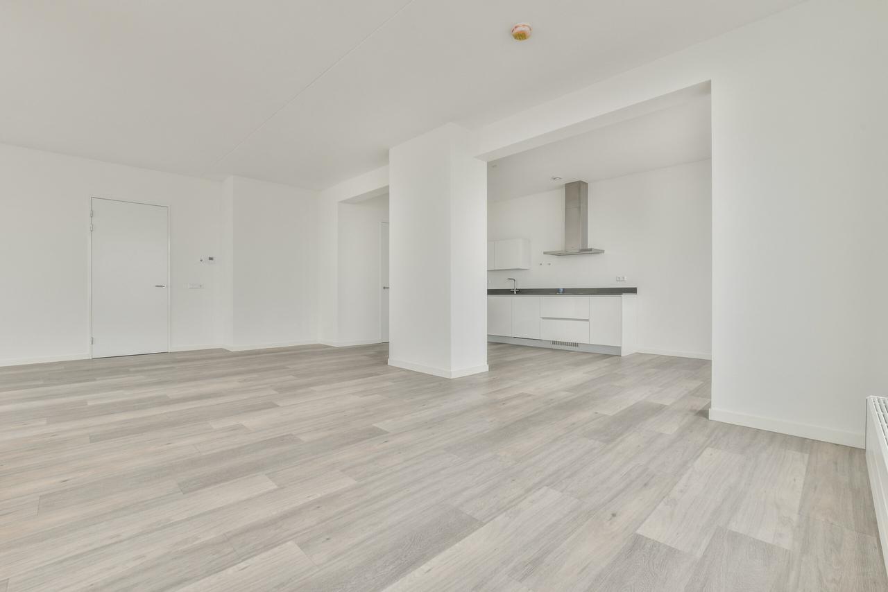 127 m² apartment with 3 bedrooms - Image 1