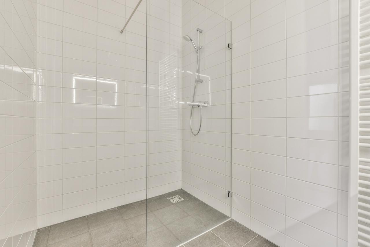 127 m² apartment with 3 bedrooms - Image 3