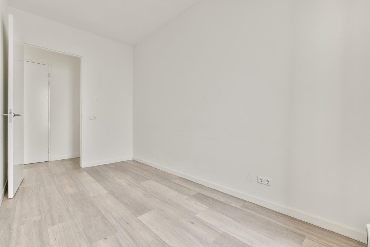 127 m² apartment with 3 bedrooms - Image 5