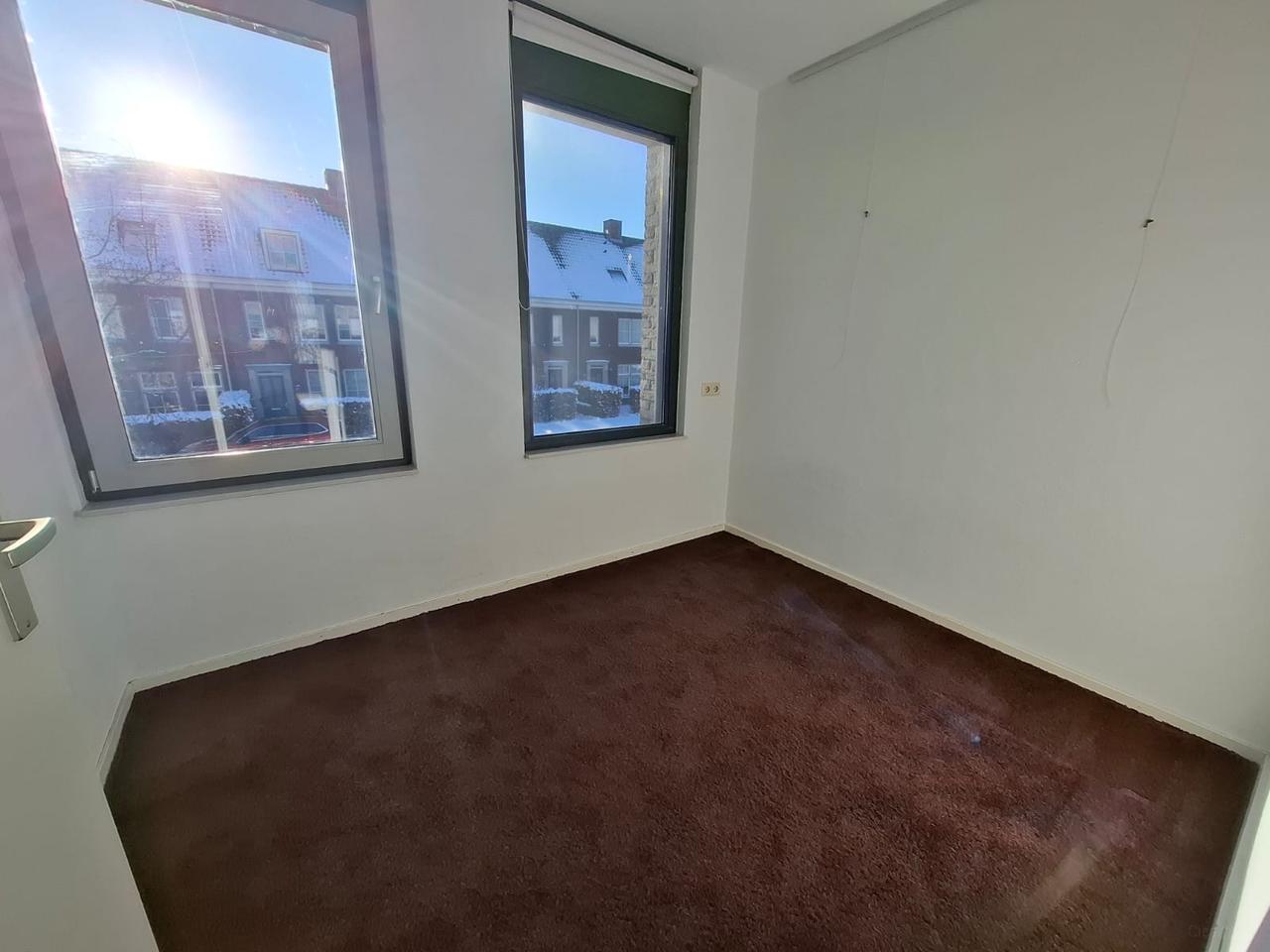 121 m² family home with heat pump - Image 4