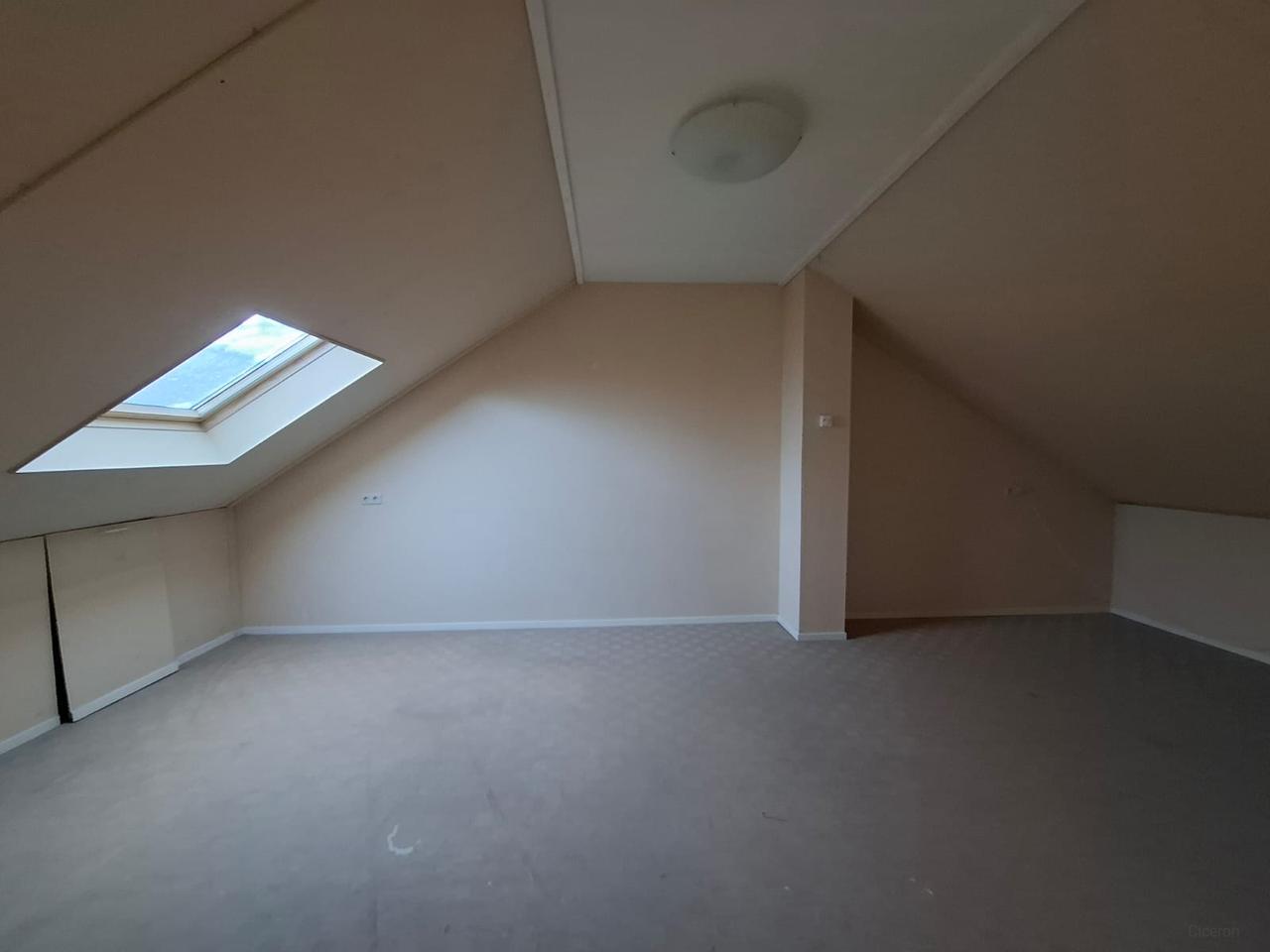 121 m² family home with heat pump - Image 9