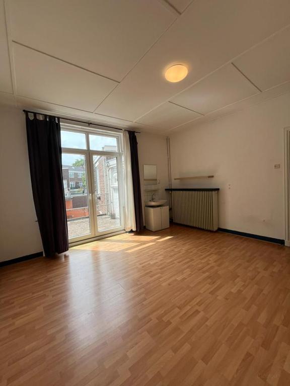 20 m² Room with Private Balcony in Heerlen - Image 5