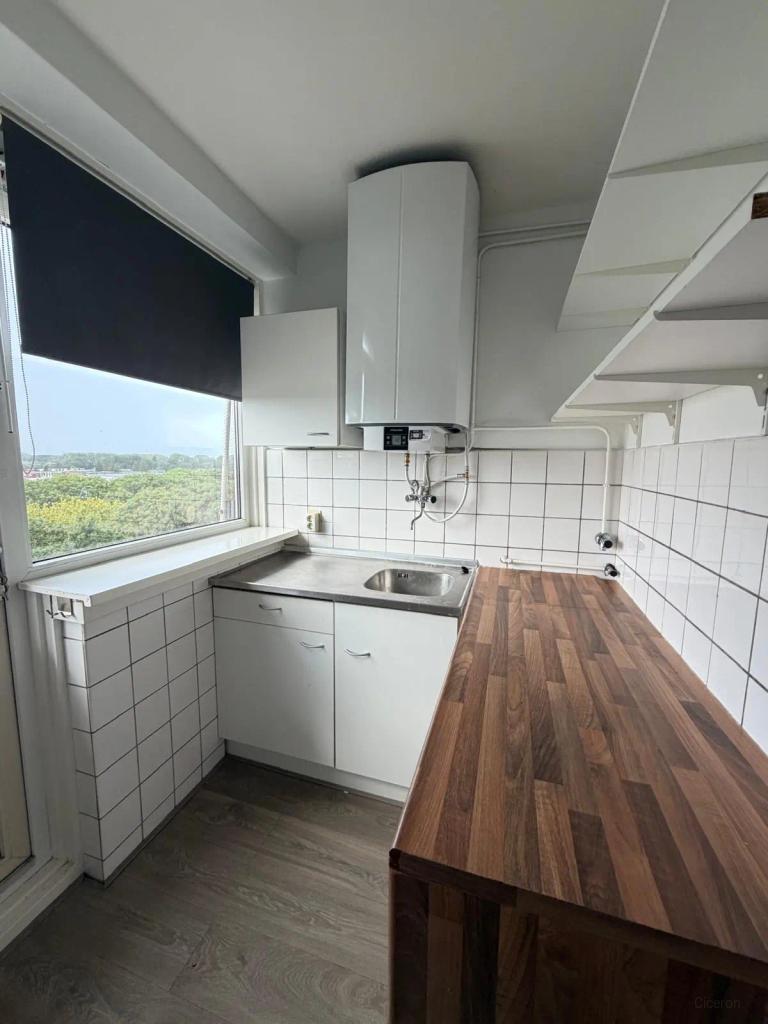 Studio with balcony and energy label A in Spijkenisse - Image 3