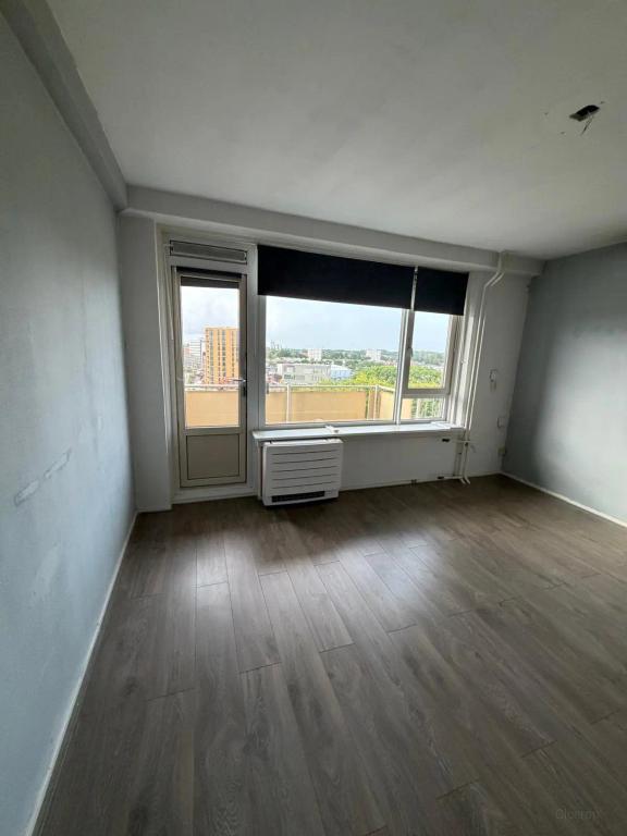 Studio with balcony and energy label A in Spijkenisse - Image 4