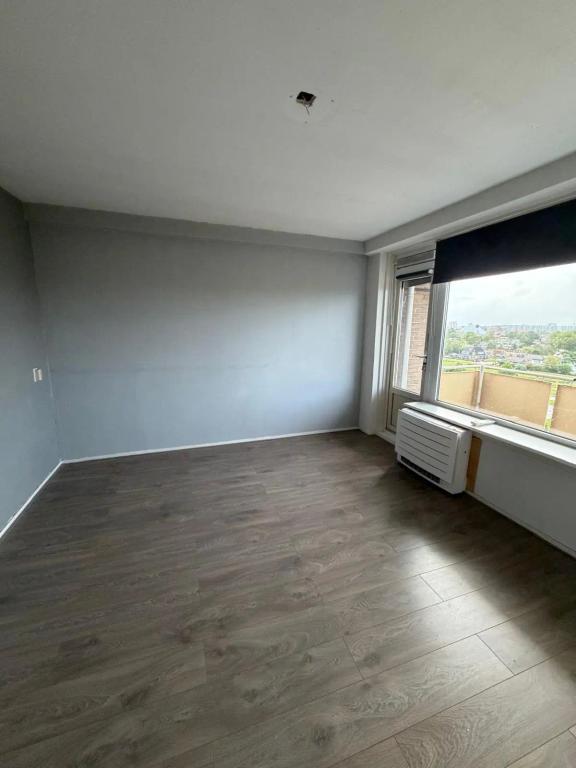 Studio with balcony and energy label A in Spijkenisse - Image 9