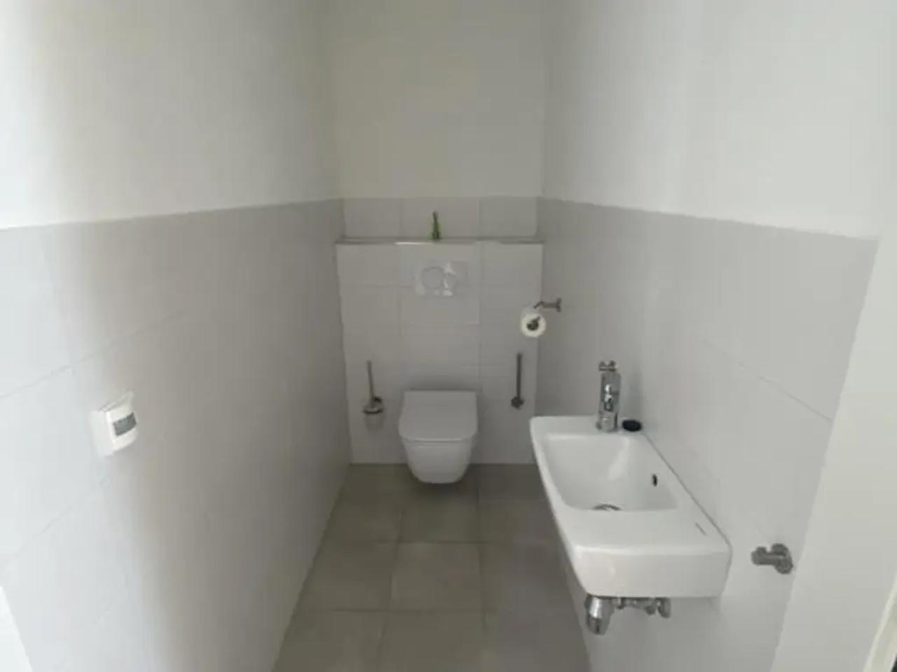 130 m² apartment with terrace in Katendrecht - Image 9