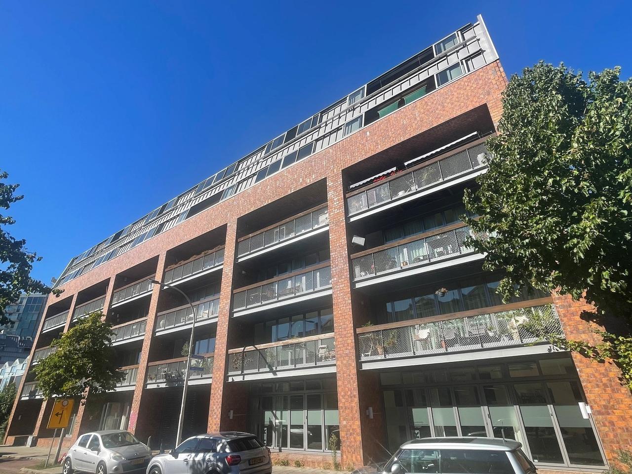 120 m² Apartment with Balcony in Bottendaal - Image 1