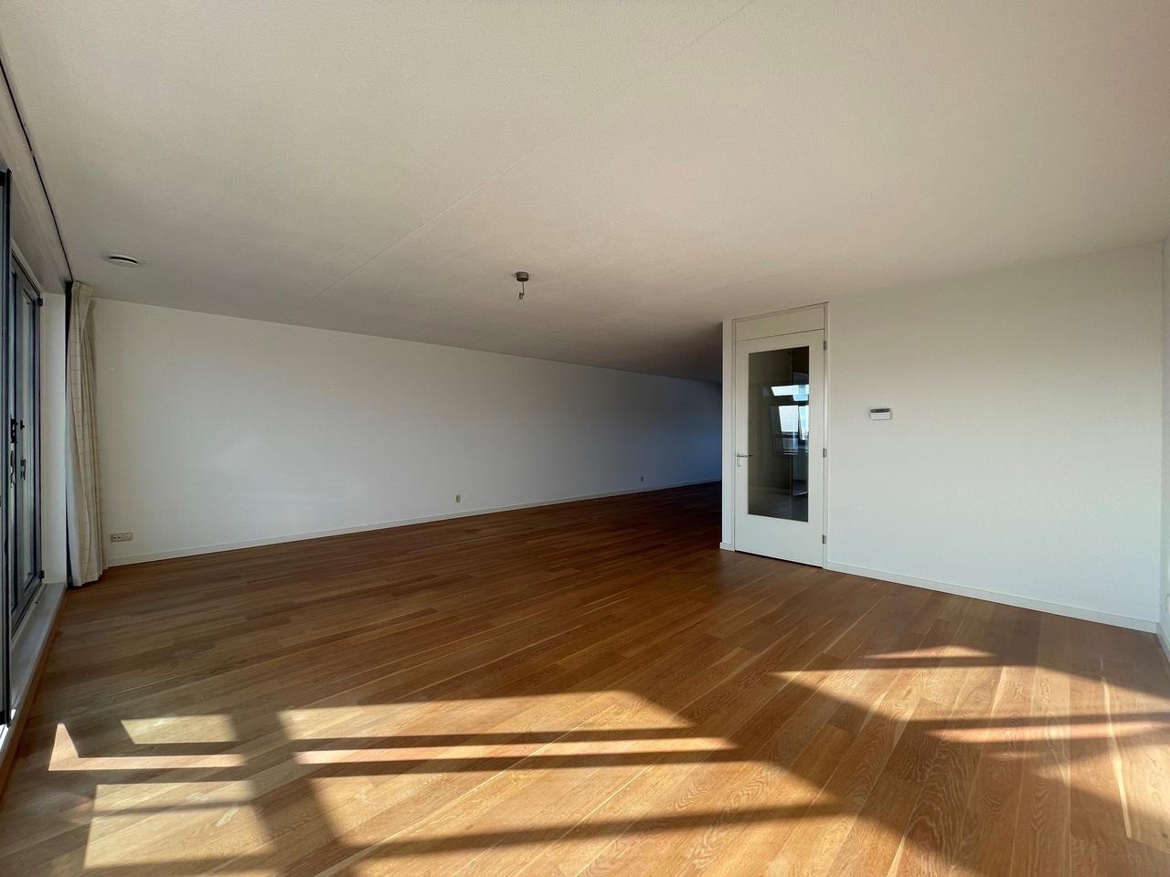 120 m² Apartment with Balcony in Bottendaal - Image 12