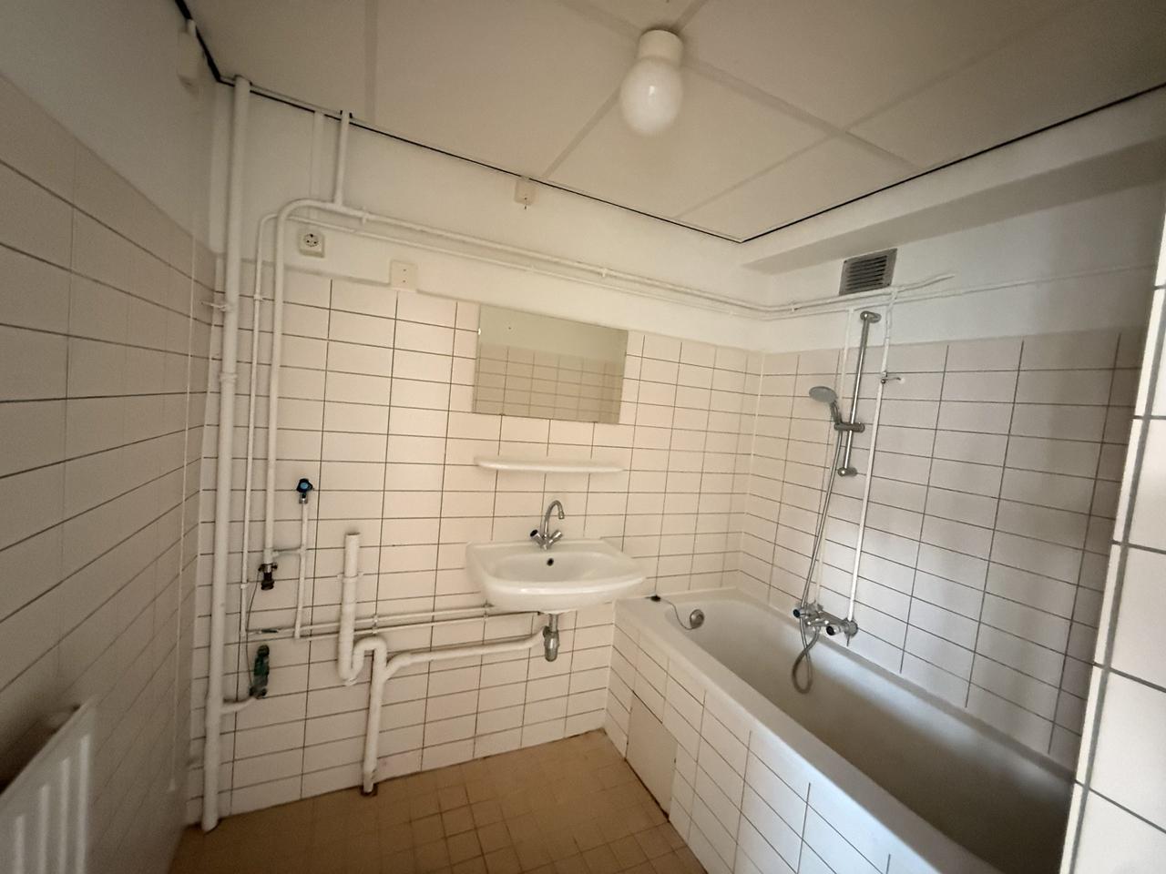 3-kamer appartement met dakterras aan de Kruiskade - Afbeelding 11