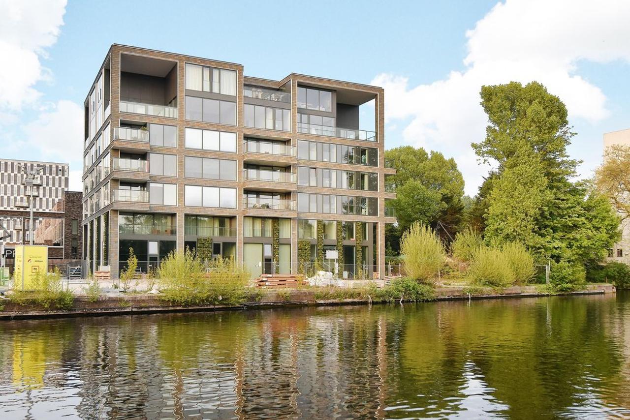 3-slaapkamer appartement in Den Haag - Afbeelding 1