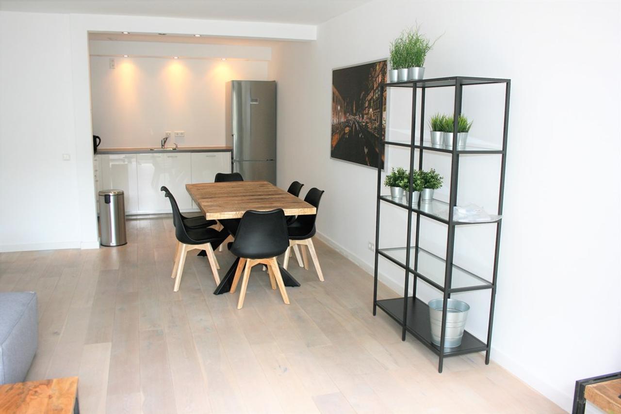 Gemeubileerd 3-kamerappartement in Bos en Lommer - Afbeelding 2