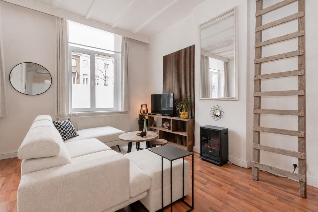 Furnished apartment with air conditioning - Image 4