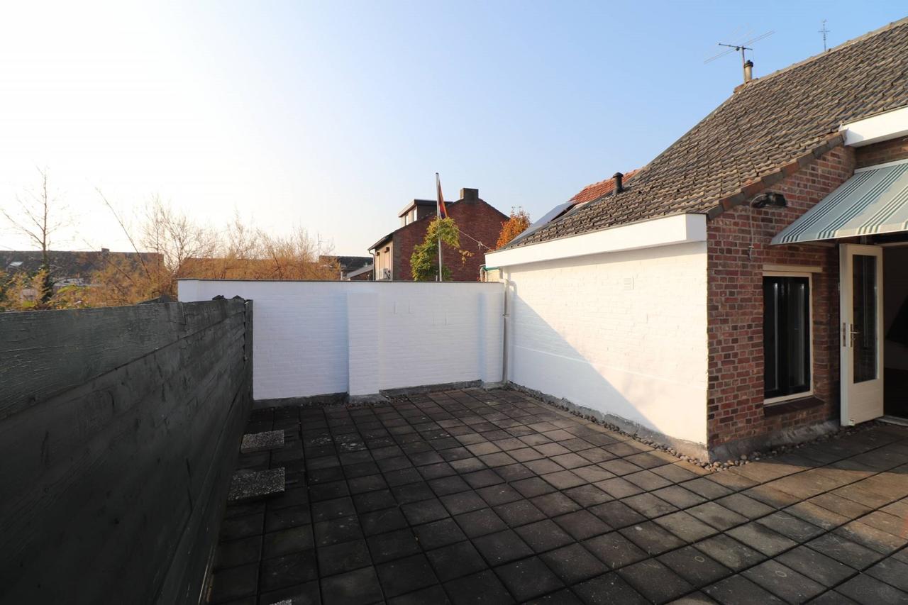 3-Bedroom Home with Terrace in Borgharen - Image 6