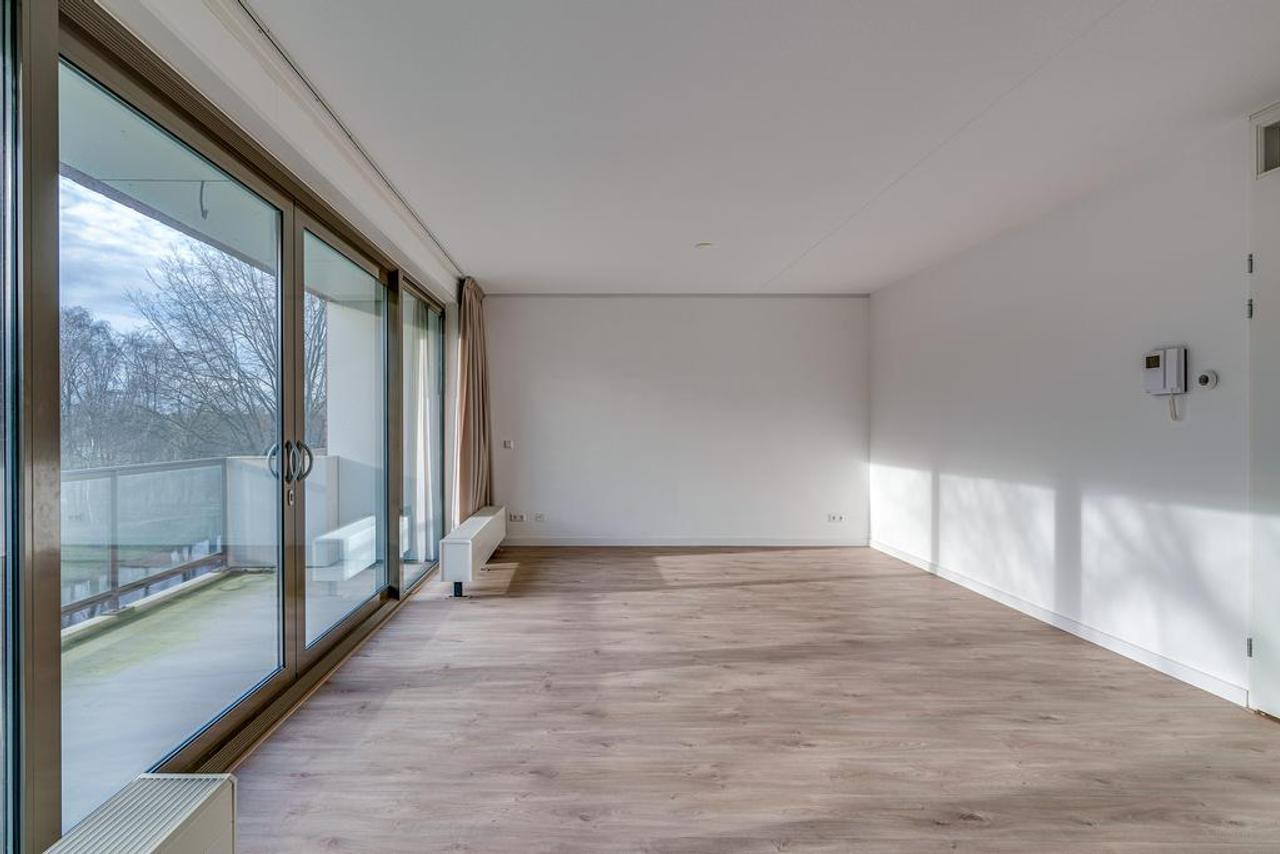 81 m² apartment with balcony in Alkmaar - Image 3