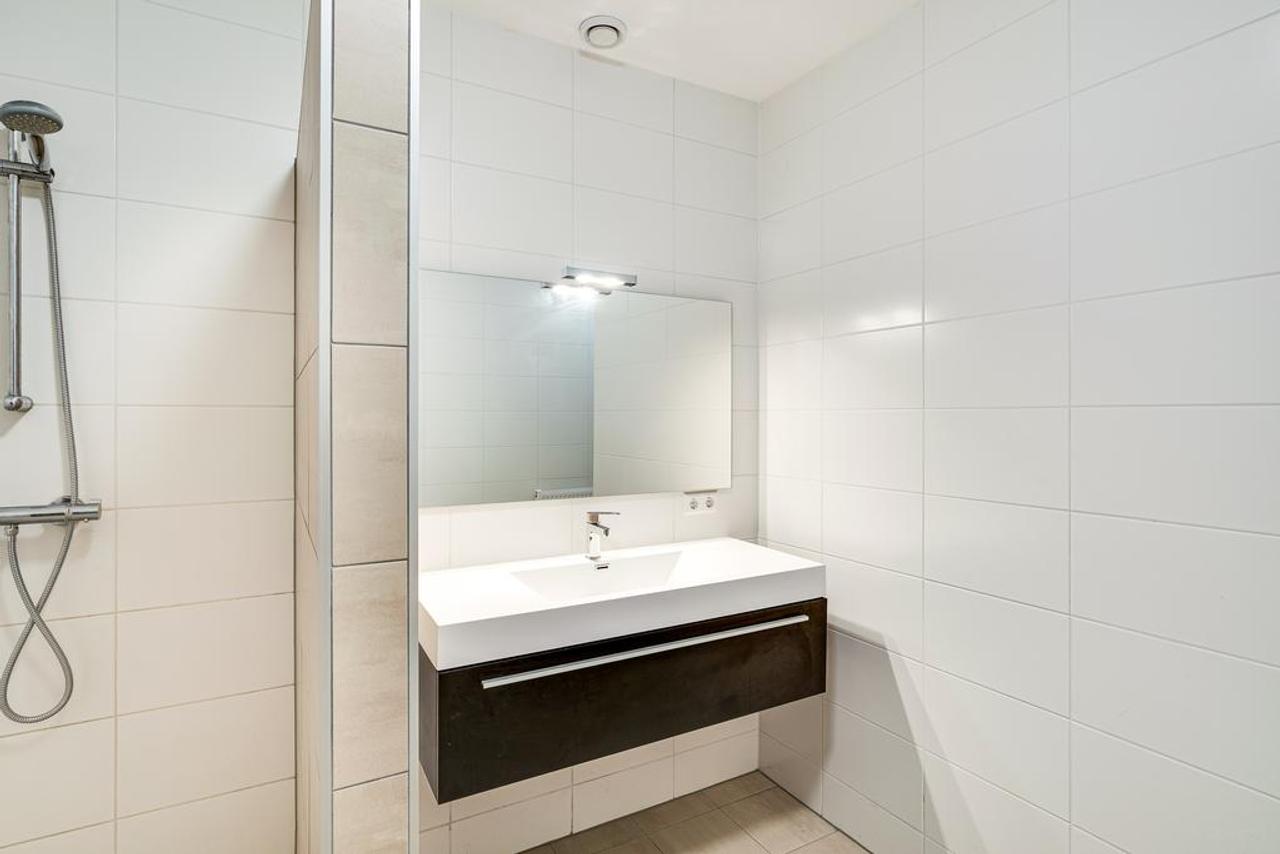 81 m² apartment with balcony in Alkmaar - Image 11