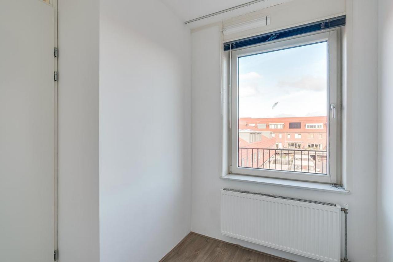 81 m² apartment with balcony in Alkmaar - Image 18