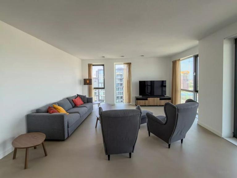 Gemeubileerd 2-slaapkamerappartement met uitzicht - Afbeelding 4
