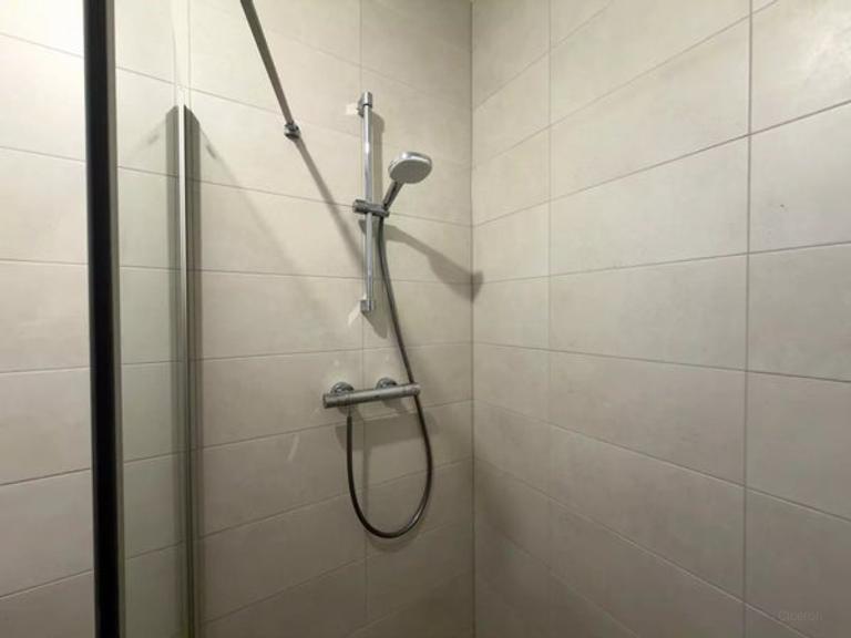 Gemeubileerd 2-slaapkamerappartement met uitzicht - Afbeelding 22