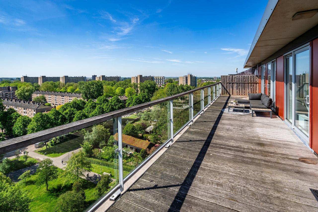 Penthouse met 42 m² dakterras in Osdorp - Afbeelding 2