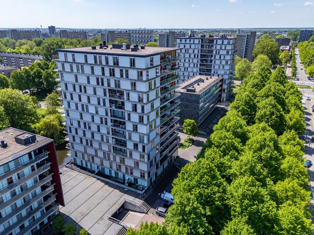 Penthouse met 42 m² dakterras in Osdorp - Afbeelding 4