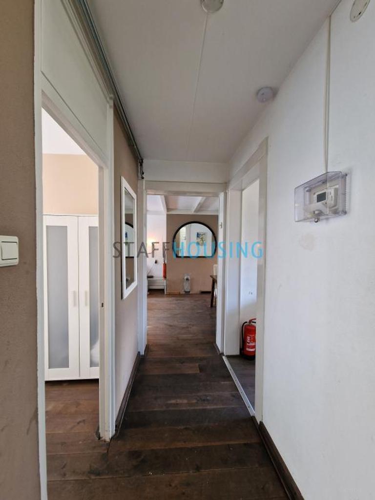 Furnished 4-Room Apartment with Balcony - Image 3