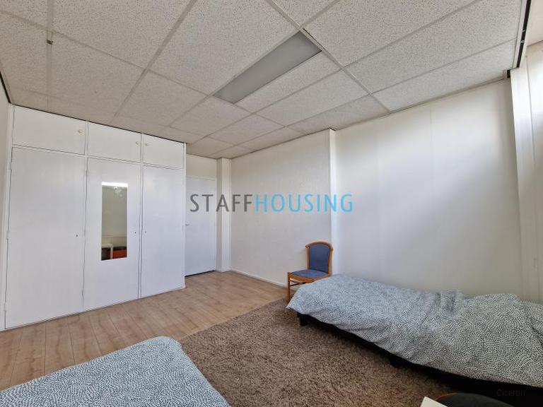 Furnished 4-Room Apartment with Balcony - Image 13