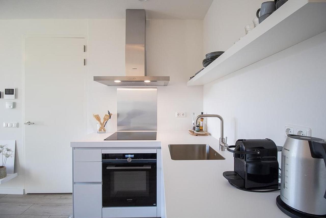 Gemeubileerd 2-kamerappartement met balkon - Afbeelding 11