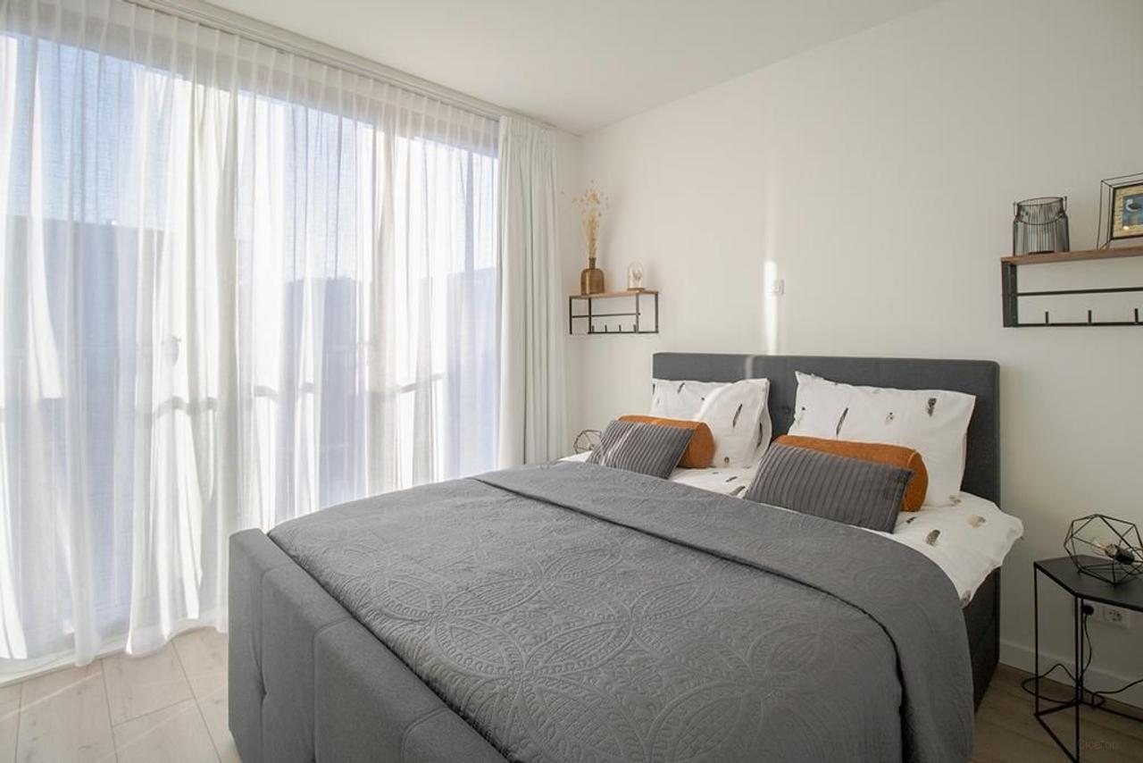 Gemeubileerd 2-kamerappartement met balkon - Afbeelding 16