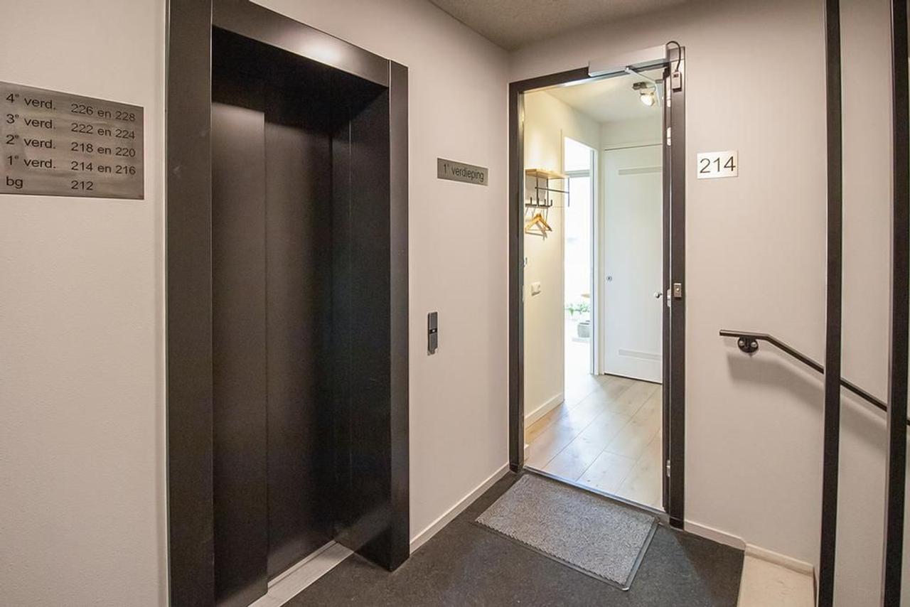 Gemeubileerd 2-kamerappartement met balkon - Afbeelding 25