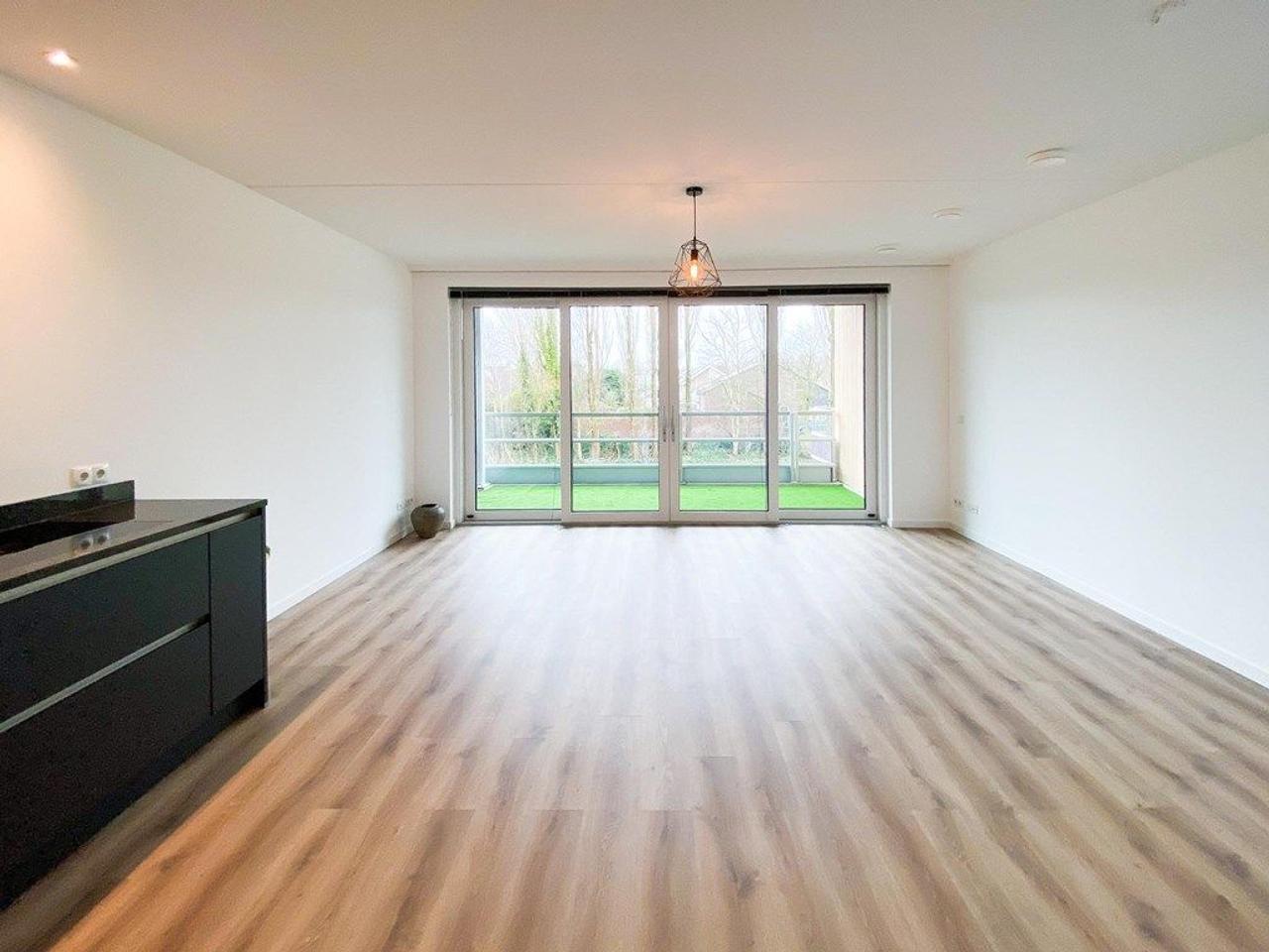 Apartment with West-Facing Balcony in Heemskerk - Image 10