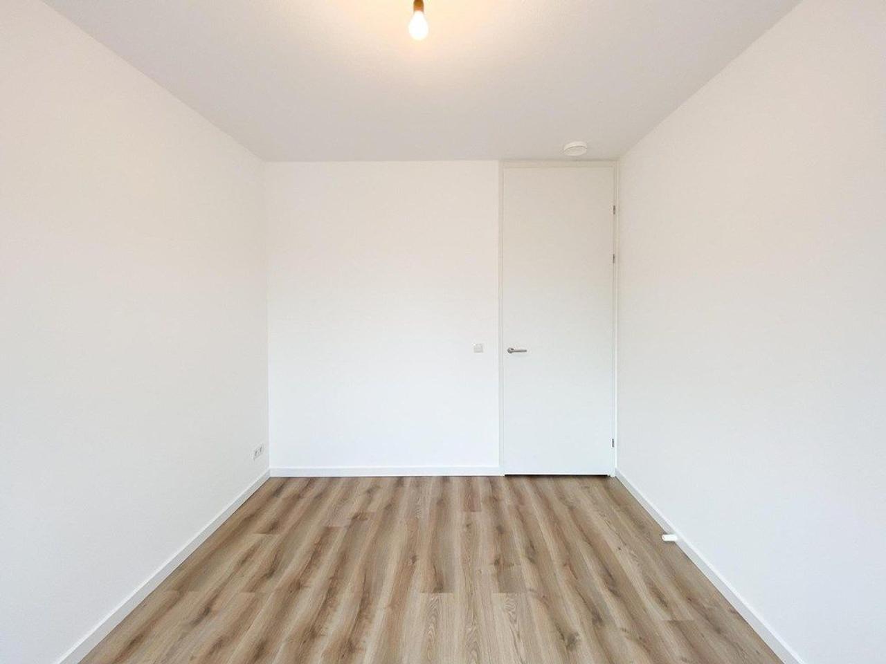 Apartment with West-Facing Balcony in Heemskerk - Image 17