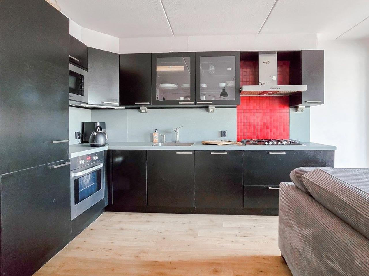 Furnished 3-room apartment with balcony - Image 5