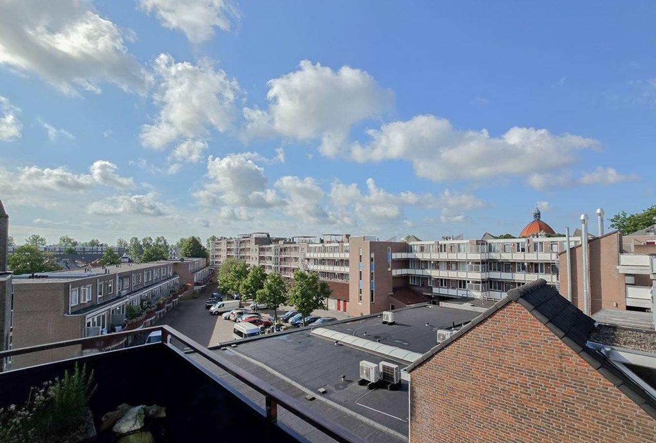 Furnished 3-room apartment with balcony - Image 11