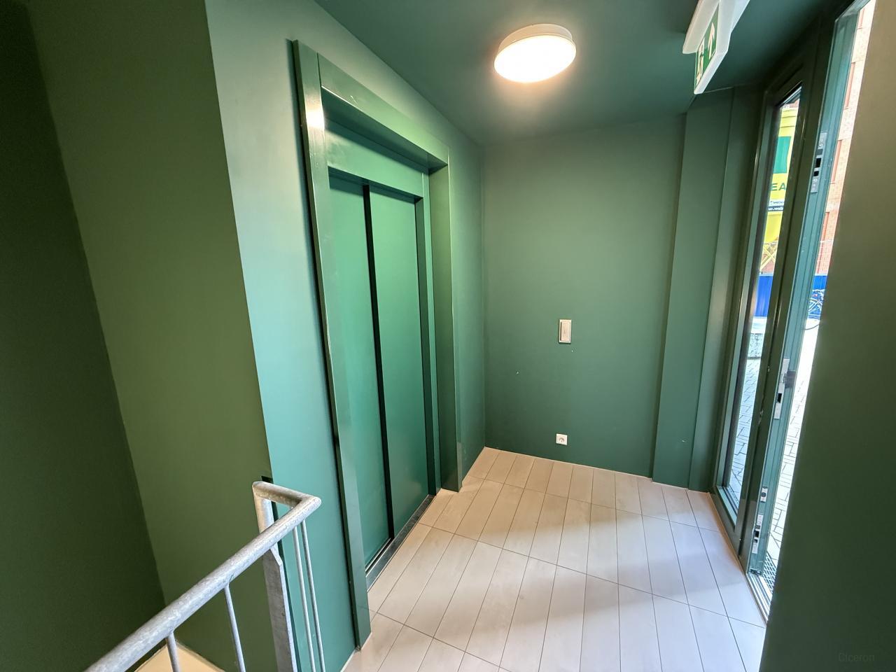61 m² apartment with balcony in Sloterdijk - Image 14