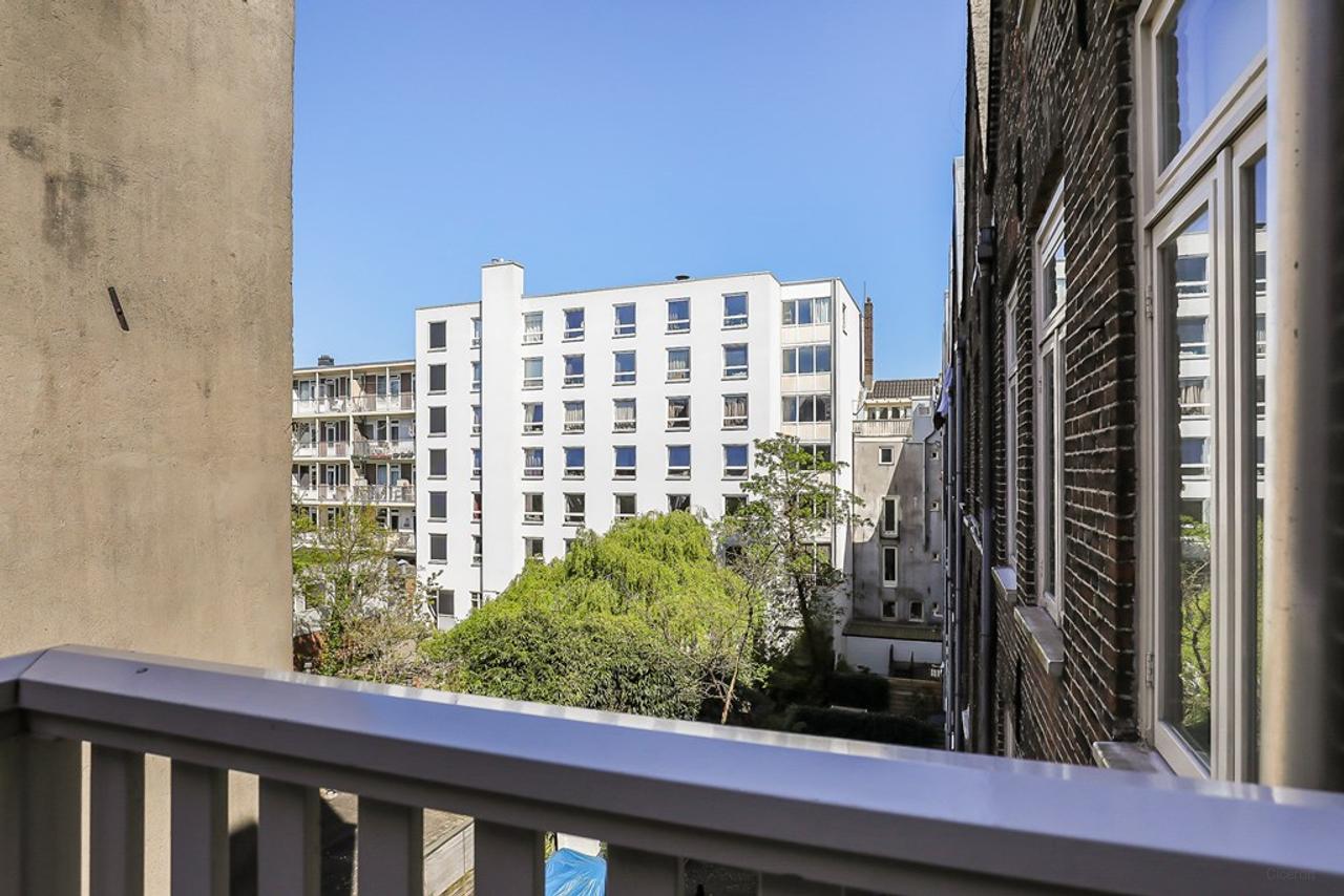 40 m² studio with balcony in Amsterdam - Image 13