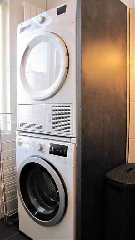 Furnished 1-Bedroom Apartment with Garden - Image 12