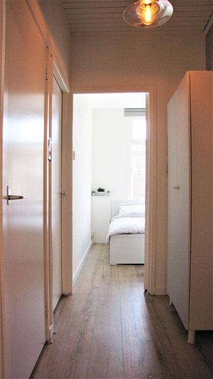 Furnished 1-Bedroom Apartment with Garden - Image 14