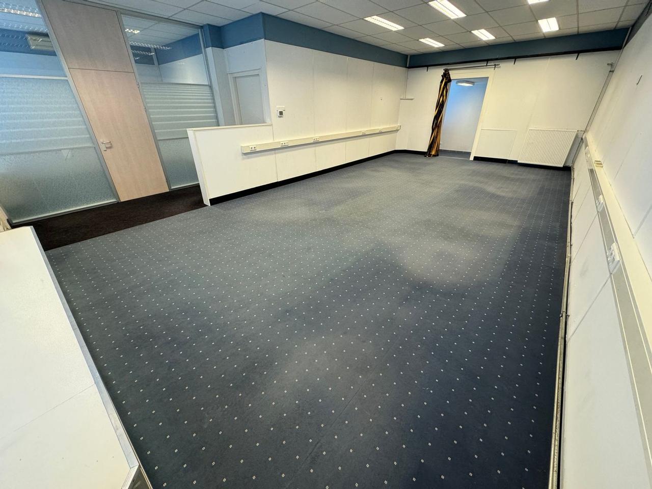 111 m² apartment with 2 bedrooms - Image 3