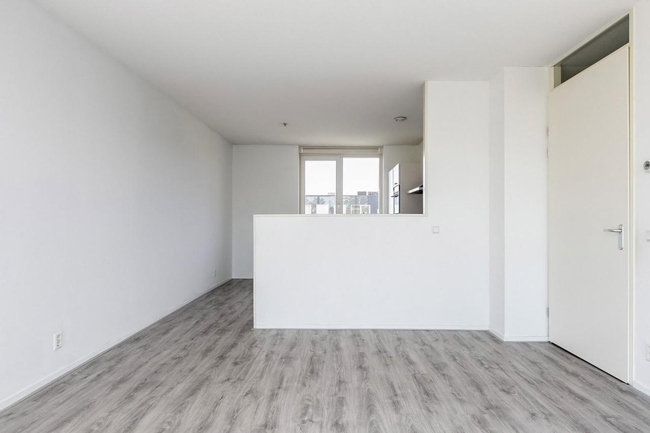 82 m² apartment with balcony in Woerden - Image 6