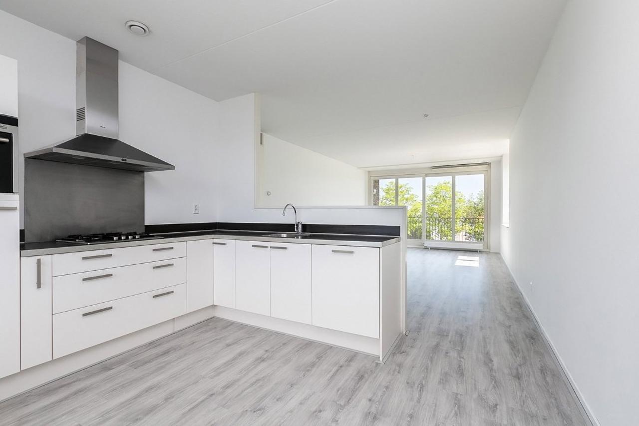 82 m² apartment with balcony in Woerden - Image 8