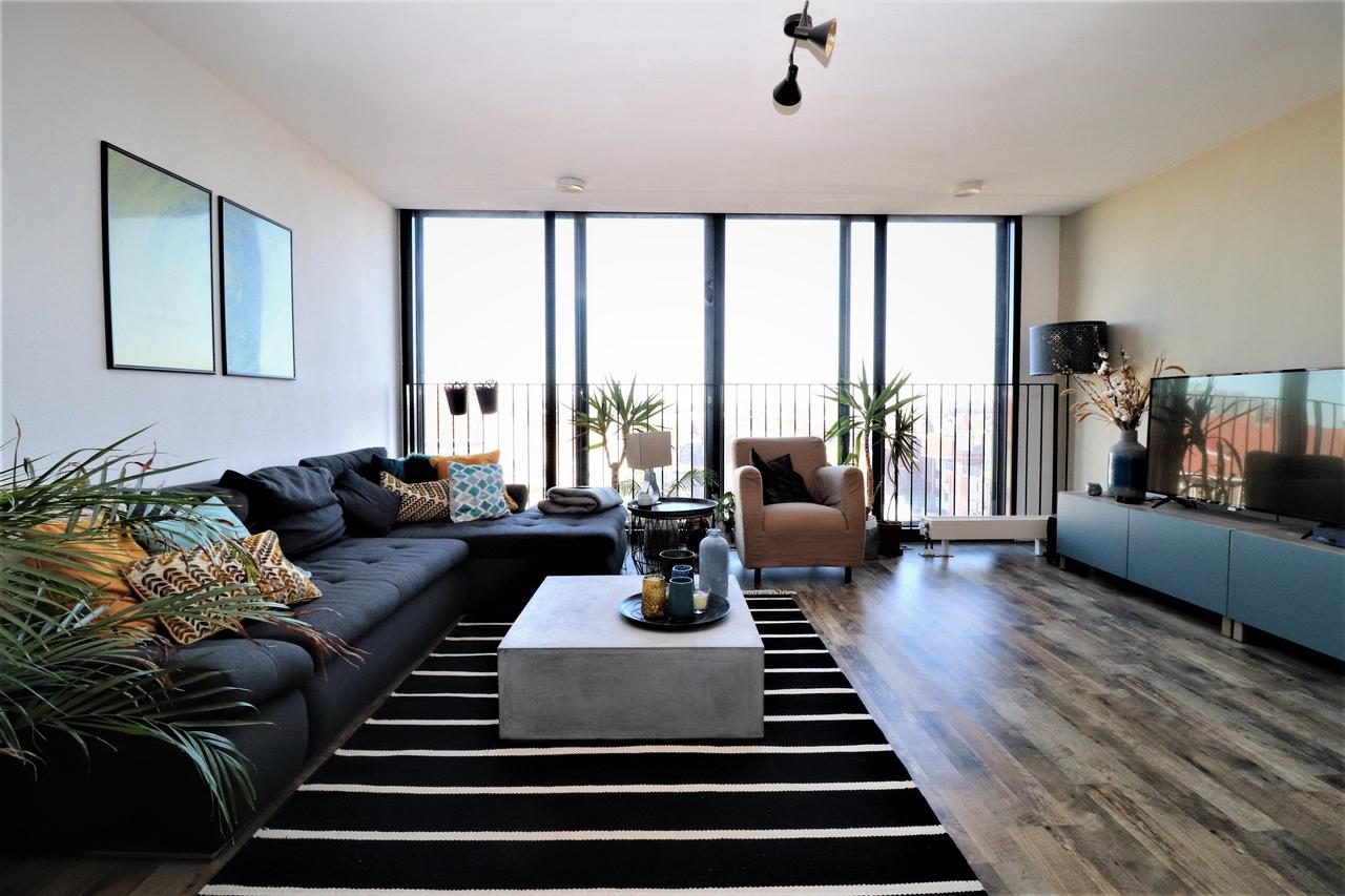 Gemeubileerd 3-slaapkamerappartement Kralingen - Afbeelding 1