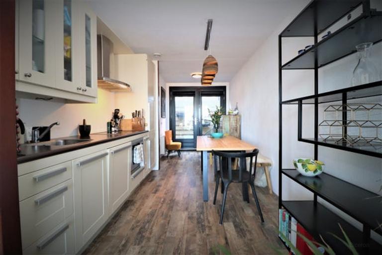 Gemeubileerd 3-slaapkamerappartement Kralingen - Afbeelding 3