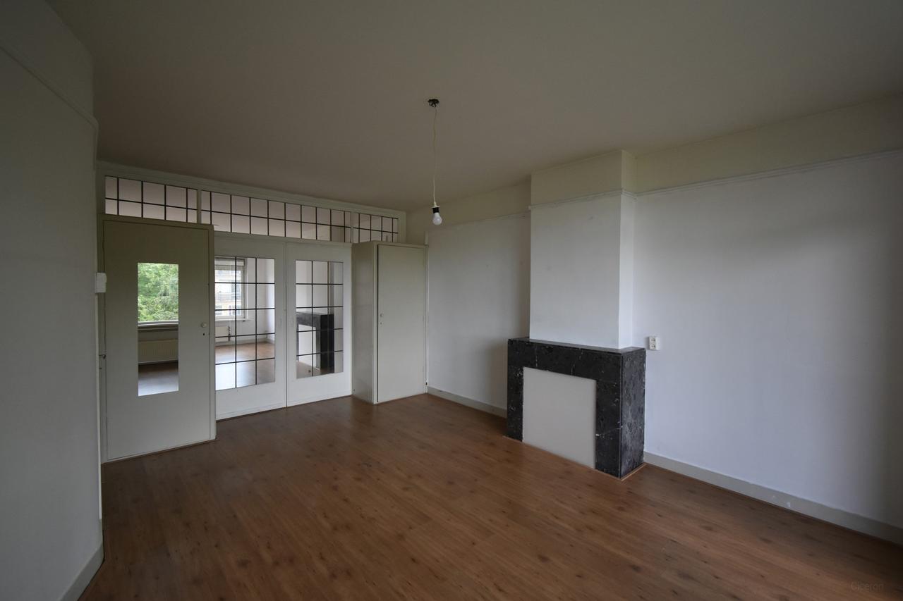 116 m² bovenhuis met drie balkons - Afbeelding 2