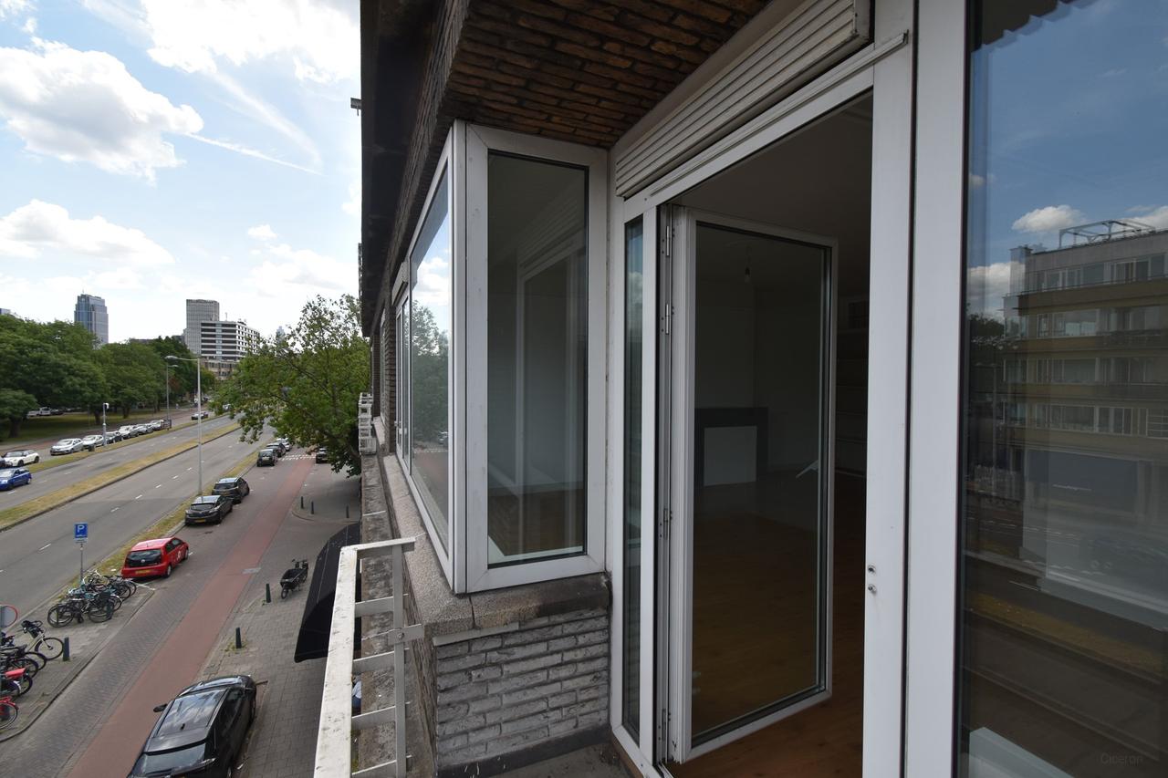 116 m² bovenhuis met drie balkons - Afbeelding 9