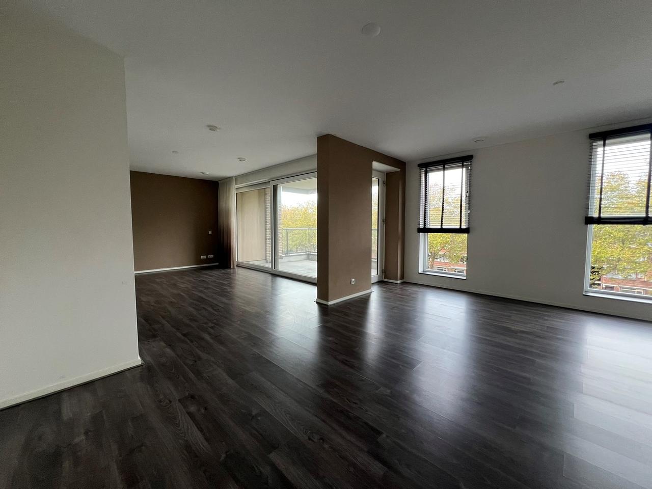 92 m² apartment with views in Leyenburg - Image 5