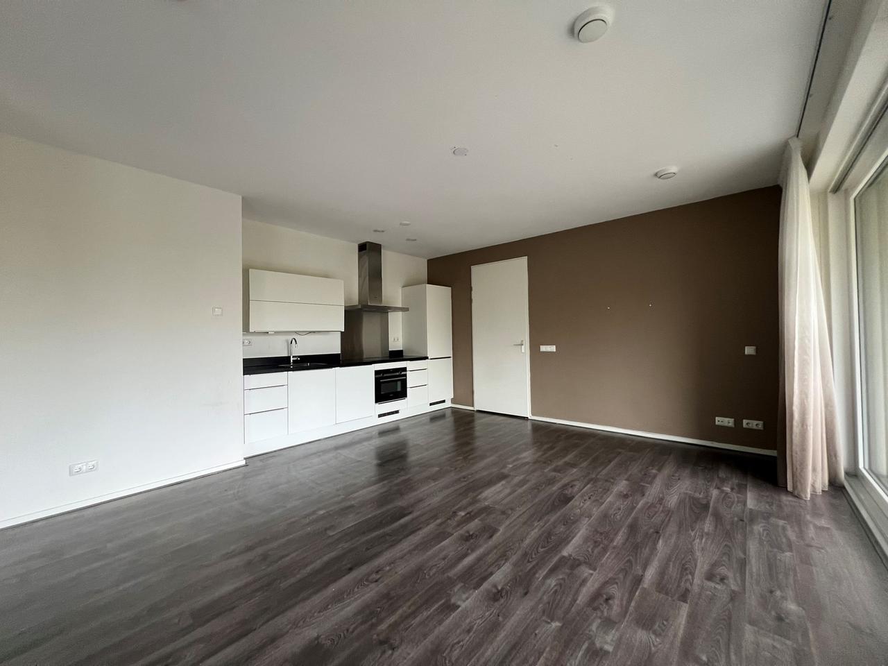 92 m² apartment with views in Leyenburg - Image 8
