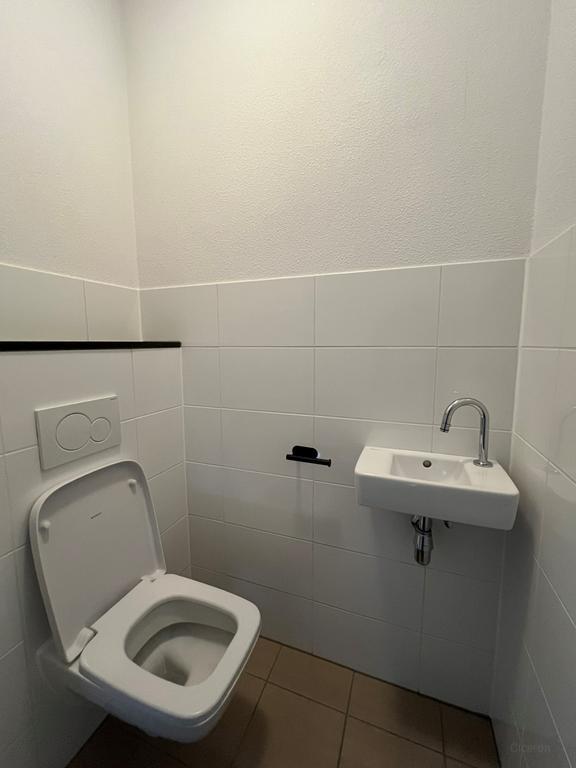 92 m² apartment with views in Leyenburg - Image 15