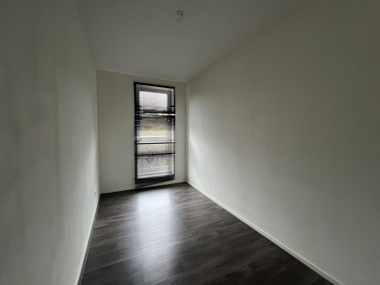 92 m² apartment with views in Leyenburg - Image 21