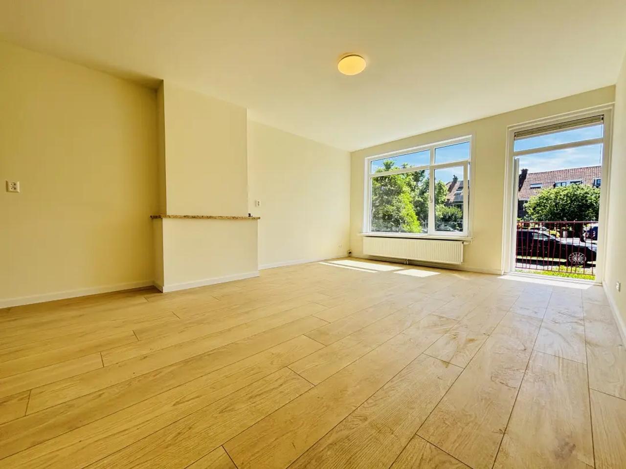 78 m² appartement met tuin in Voorburg - Afbeelding 1